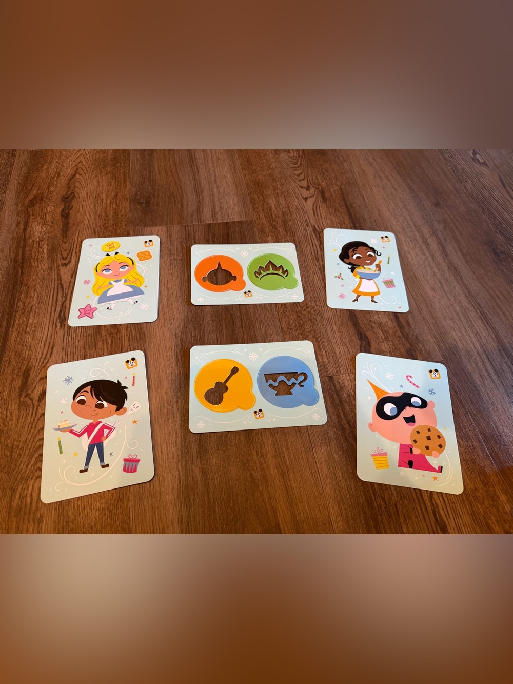 Passholder Holiday Recipe Cards & Baking Stencils